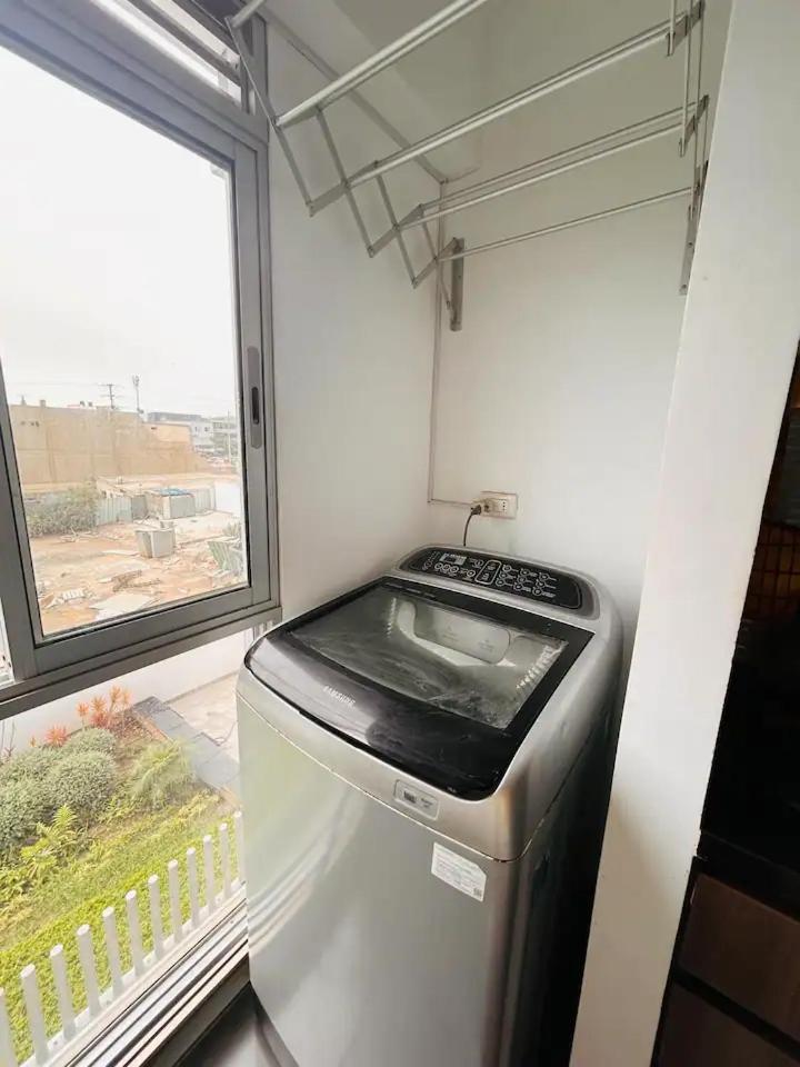 Departamento Encantador Centrico Con Balcon * Lima