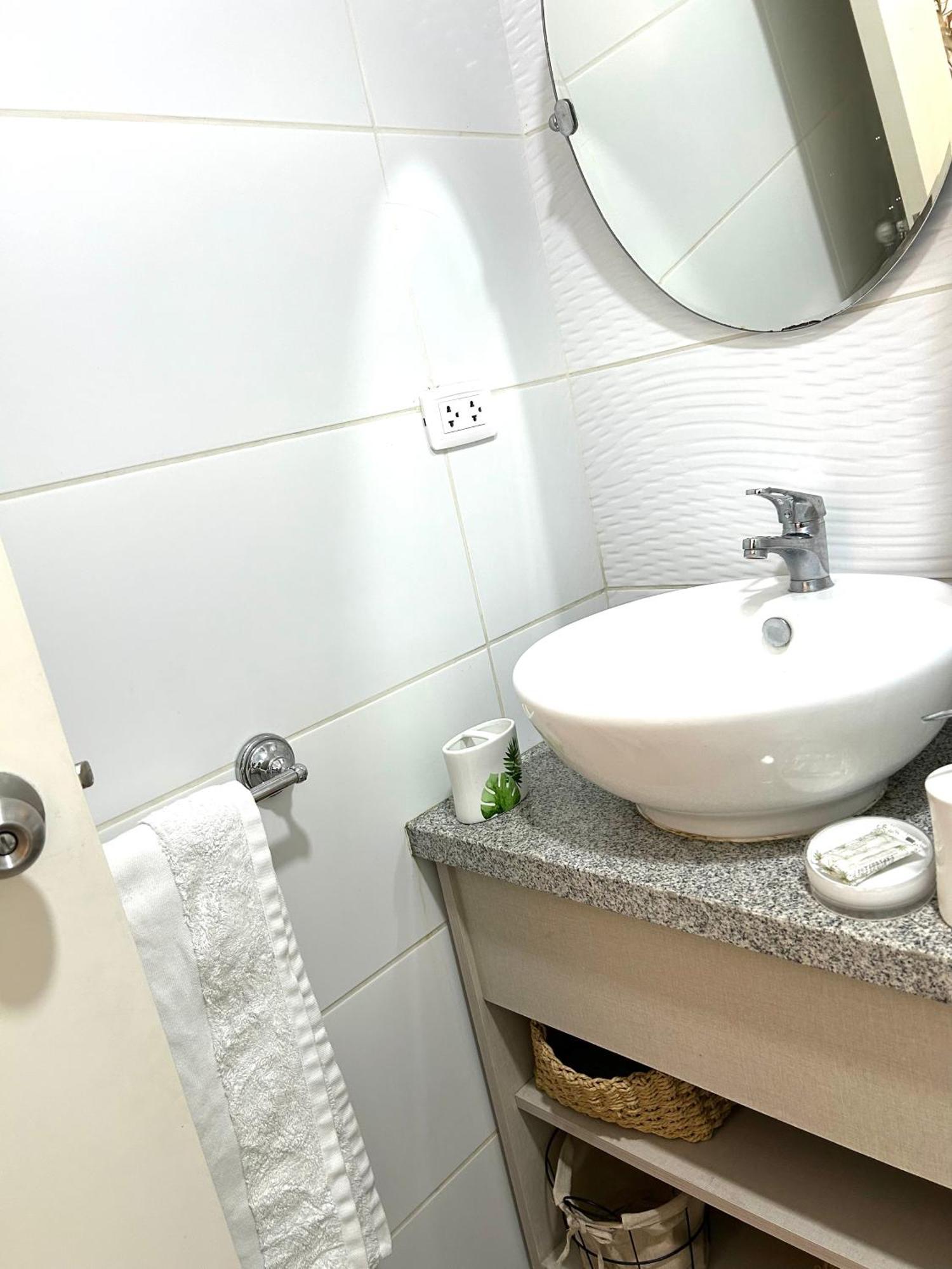 Departamento Encantador Centrico Con Balcon Lima