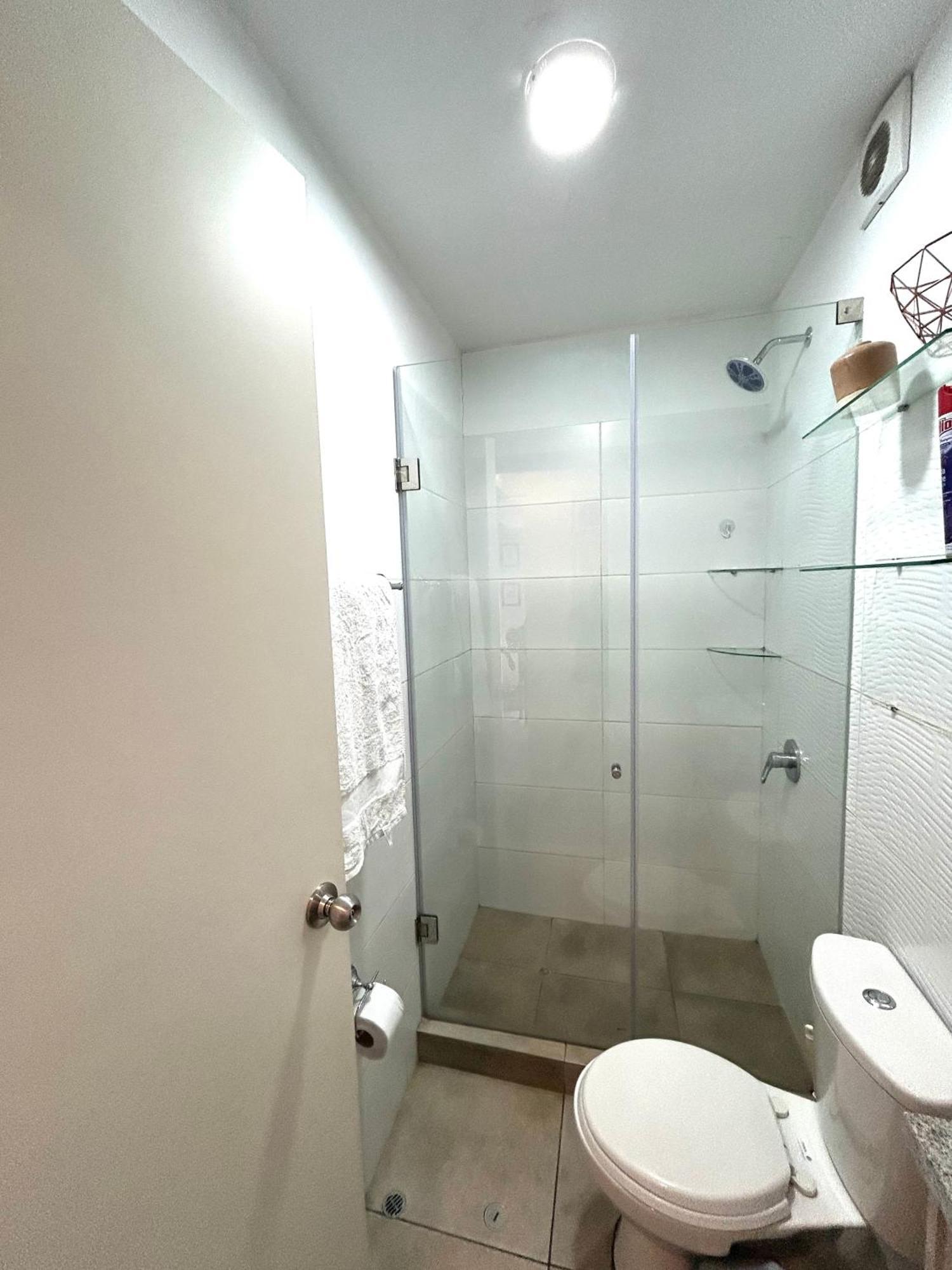 Departamento Encantador Centrico Con Balcon Apartamento Lima
